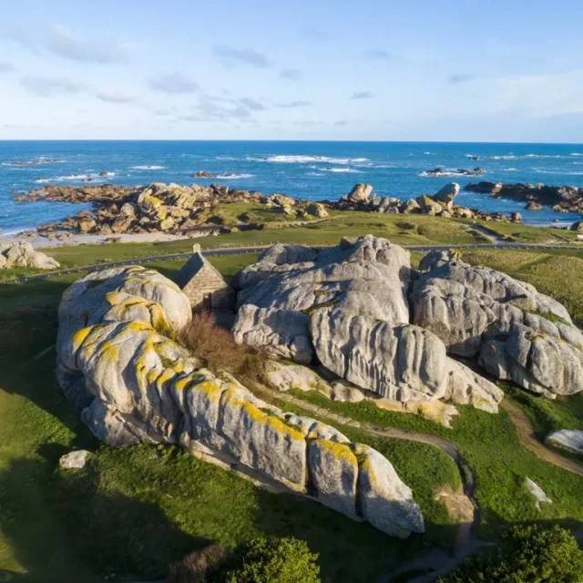 Meneham01 Photo Header Valry Joncheray 1536x1151 1 1024x767 1