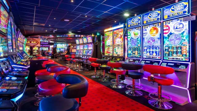 Benodet Casino Archi 17
